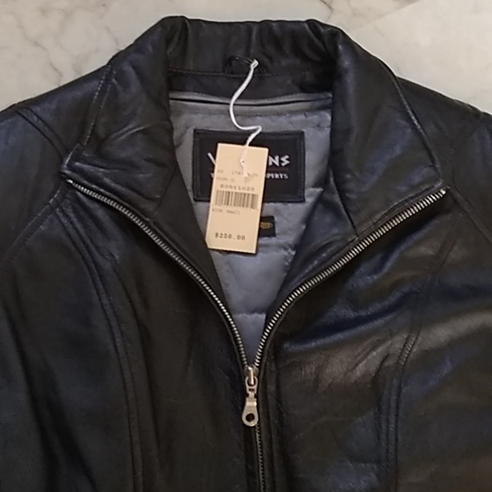 Wilsons leather coat. Thinsulate ultra. - Picture 6 of 16